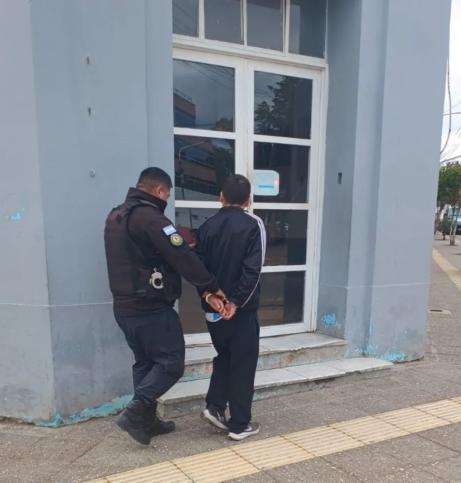 Intentó llevarse más de $300 mil en productos sin pagar de un supermercado y fue detenido