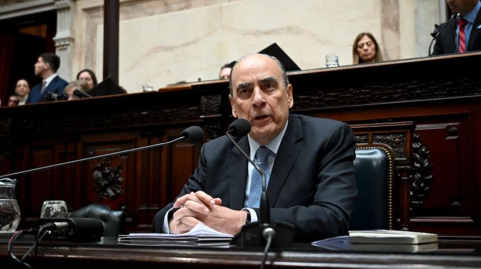 Francos rechazó la comisión investigadora por el caso Libra.