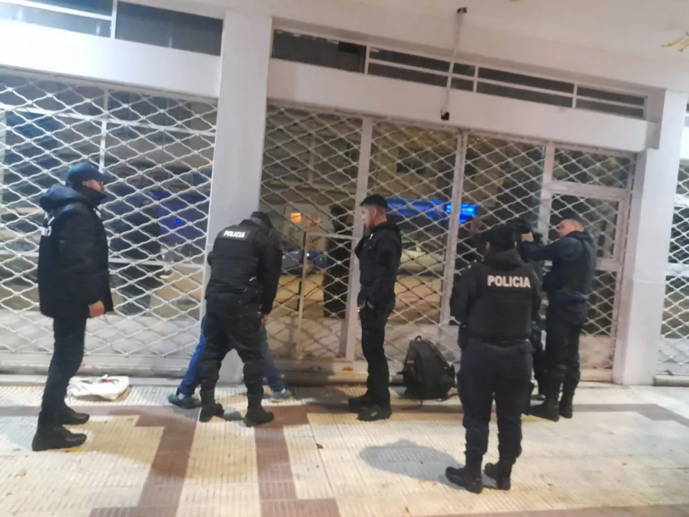 Robó celulares a dos adolescentes de 15 años y lo atraparon en el centro