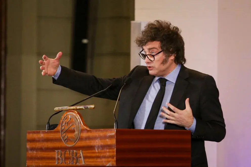 Javier Milei dejó el manual libertario por la escalada de la inflación: “Si te aumentan el precio, no compres”