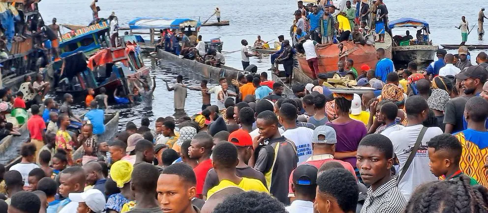 Al menos 143 muertos y decenas de desaparecidos tras el incendio de un barco en el Congo