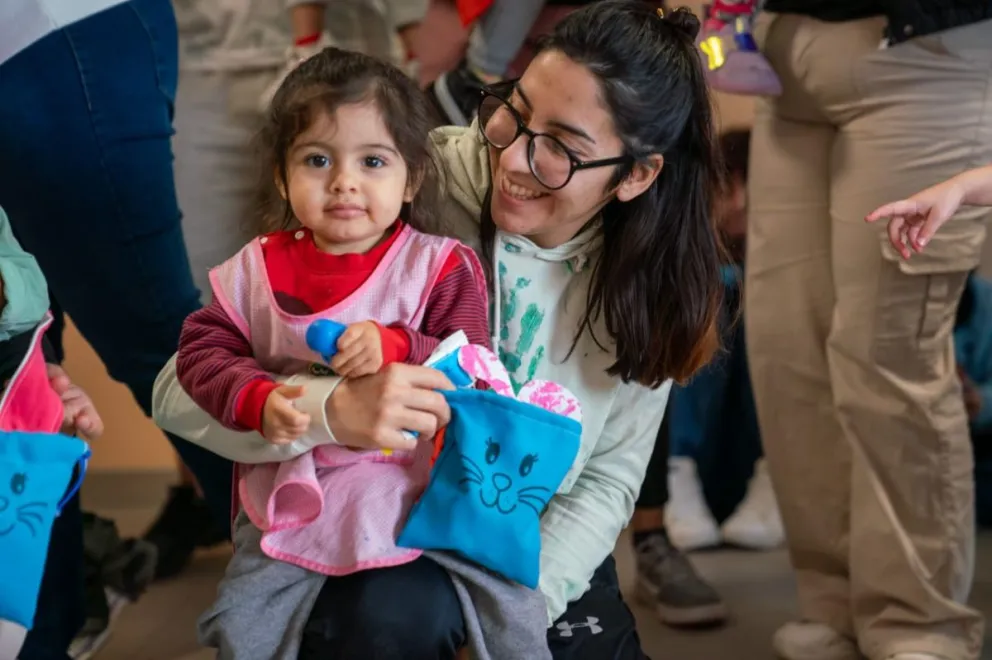 Se entregaron más de 600 bolsitas de Pascuas en los CPBs de la ciudad