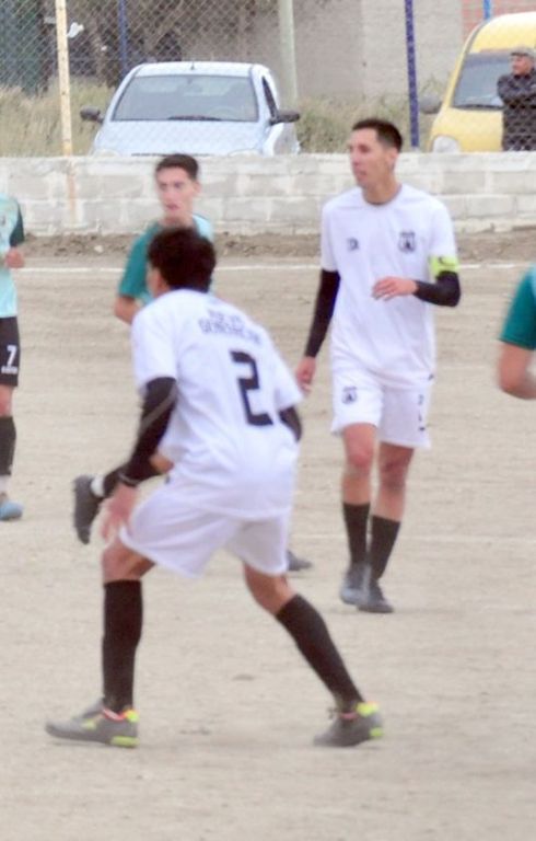 Nueva Generación goleó y subió al segundo lugar