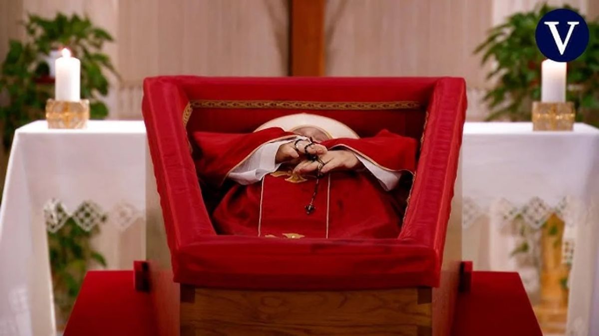 El Vaticano publicó las primeras imágenes del féretro del papa Francisco