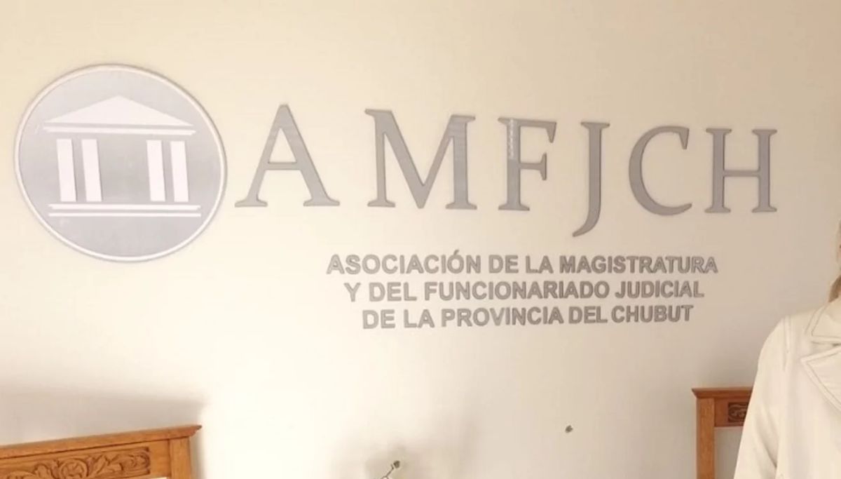 Juicio por jurados en Trelew: un pastor evangélico, acusado de abusar sexualmente de una adolescente
