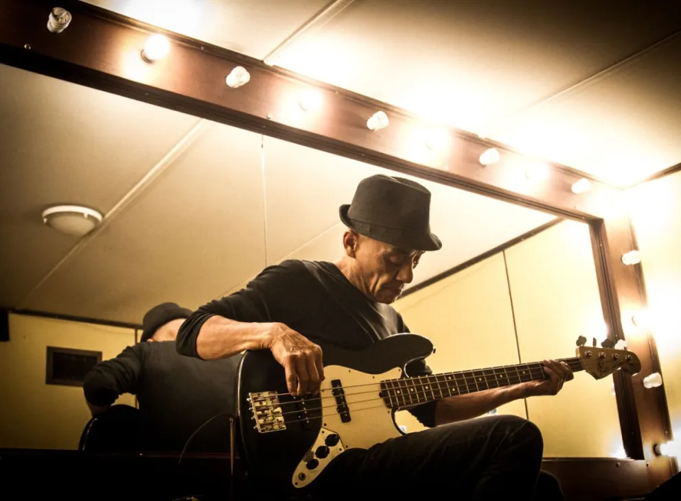 Titín Naves presenta su show acústico en Rada Tilly