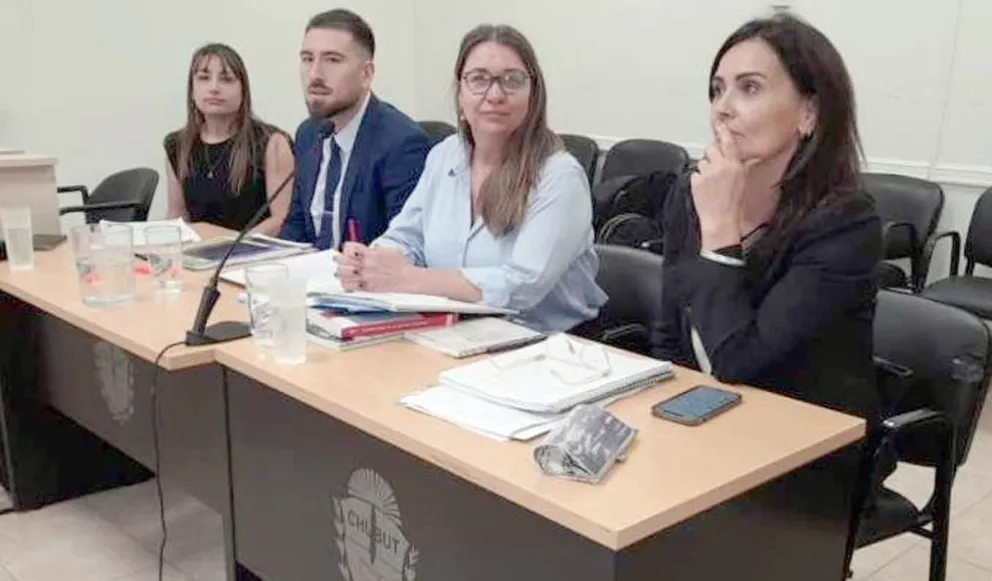 Casi un año después lo juzgan por haber entrado a una casa armado de un cuchillo para robarles  a una mujer y sus dos hijos que dormían