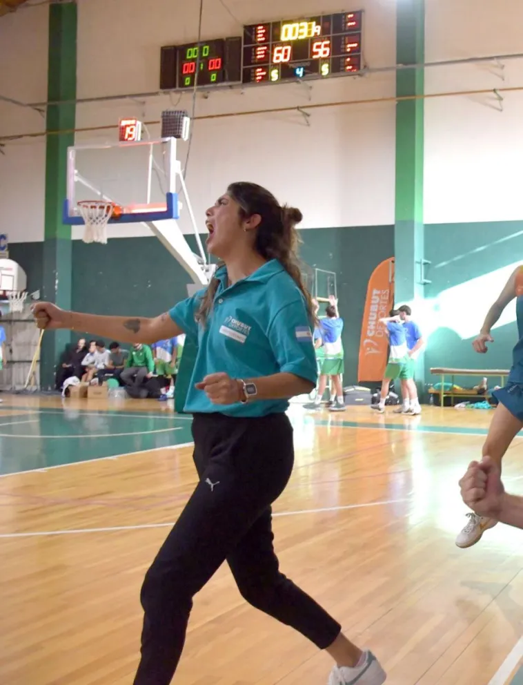 Con Laura Villagrán como entrenadora, Chubut fue campeón en básquetbol femenino