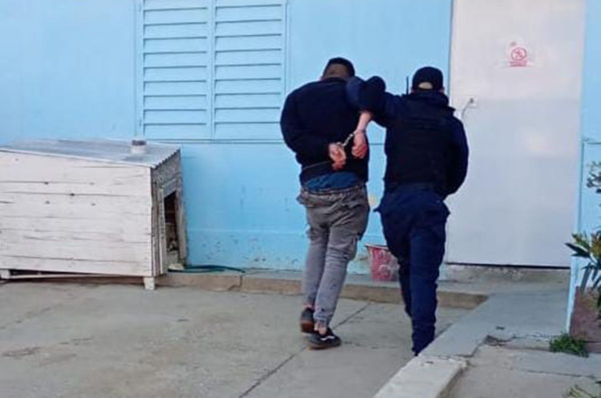 Detenido por robar en local comercial de avenida Kennedy