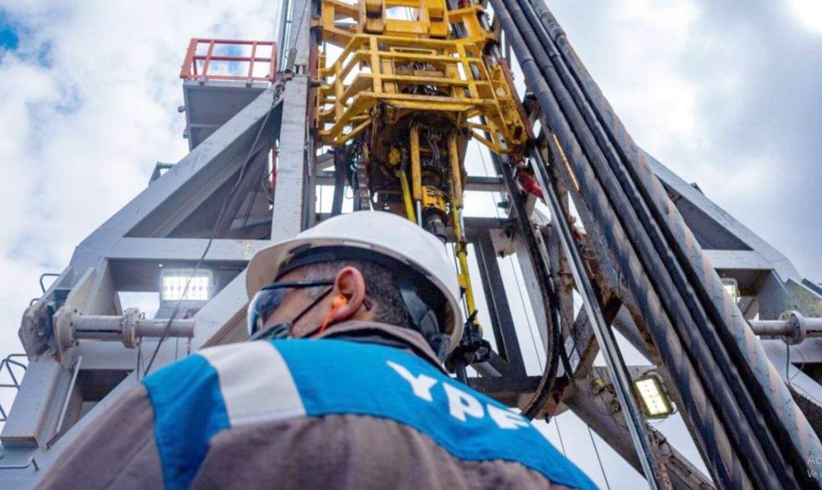 Vaca Muerta Sur: petroleras avanzan con un préstamo para financiar el oleoducto que tendrá  una inversión de unos 3.000 millones de dólares