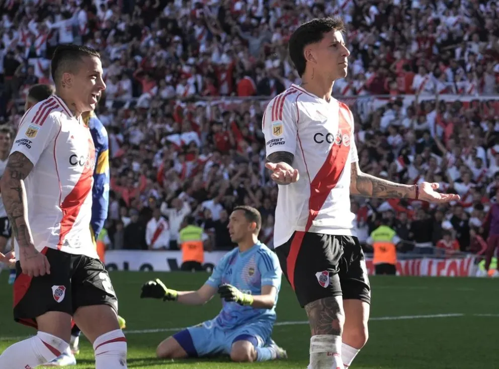 River se impuso a Boca en el Superclásico con goles de Mastantuono y Driussi