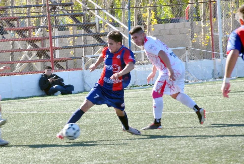 USMA sorprendió a Huracán y se quedó con los tres puntos