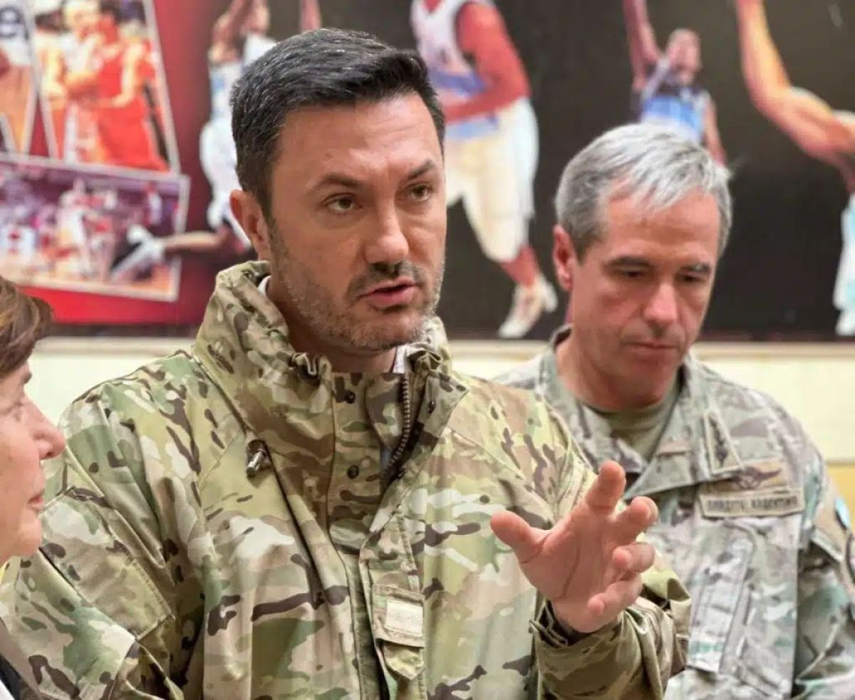 El Gobierno autorizó a las Fuerzas Armadas a detener civiles en casos de flagrancia