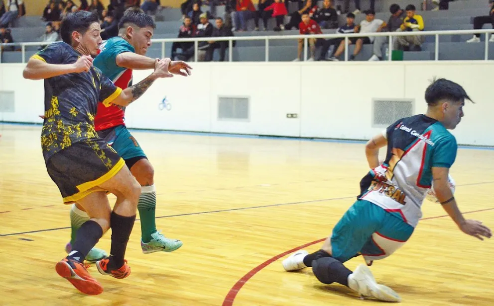 Tercer Tiempo y MyL se subieron a la punta