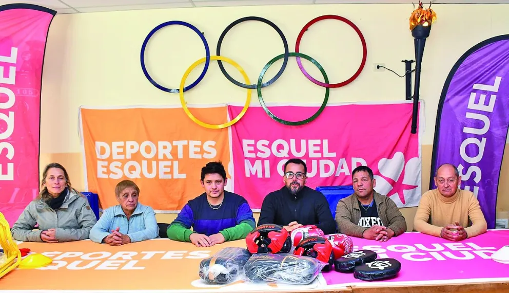 La Municipalidad de Esquel entregó aportes a entidades deportivas y sociales
