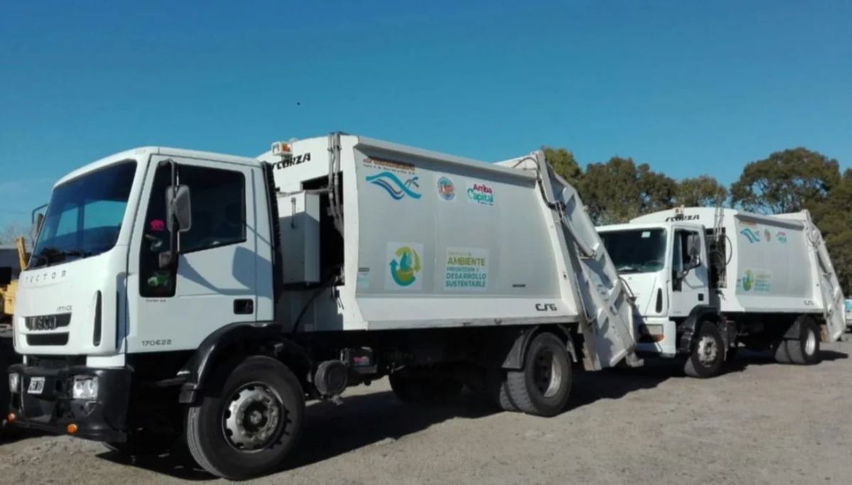 Recolección de residuos durante el fin de semana largo en la ciudad capital