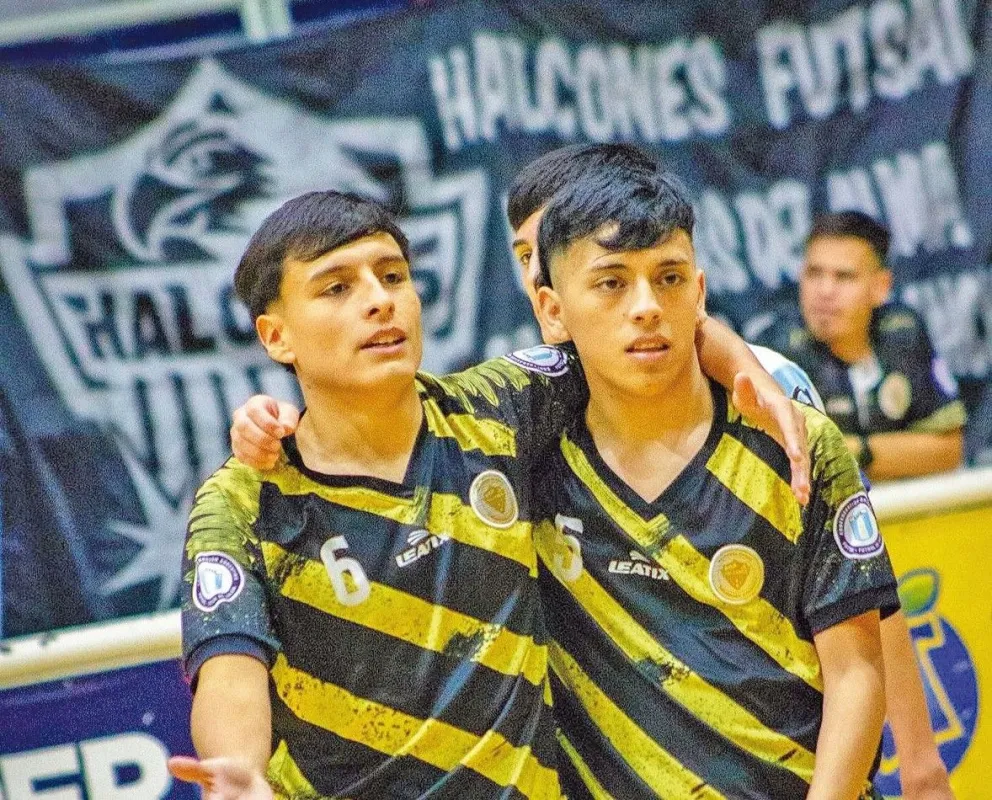 Halcones y Lanús clasificaron en Mendoza