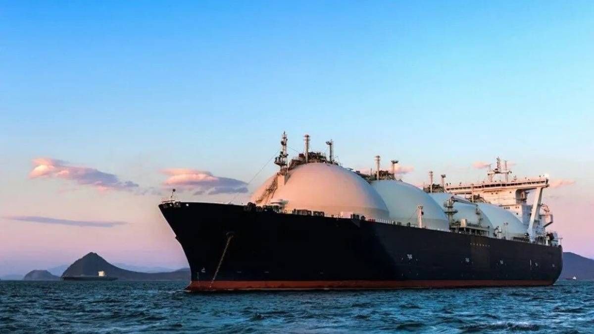 YPF redefine su estrategia de GNL: avanza el plan con buques en Río Negro