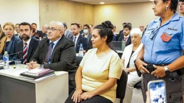 Muerte de bebés en el Neonatal de Córdoba: pidieron cadena perpetua para la enfermera Brenda Agüero