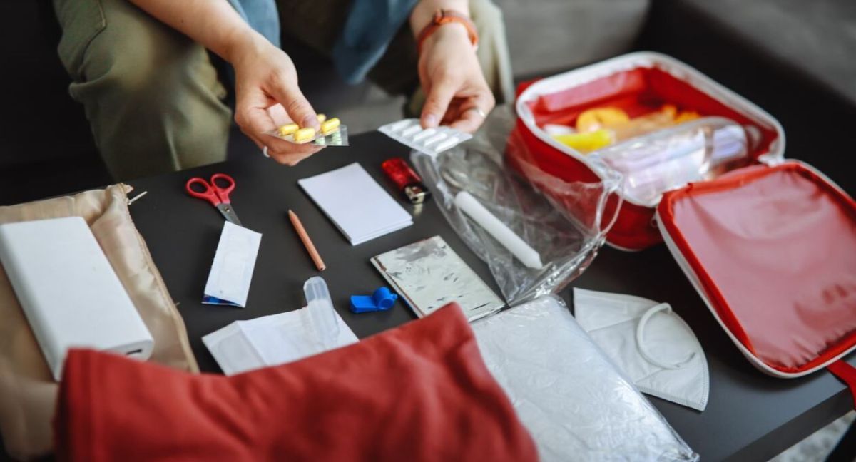 Tras el apagón masivo en España, crece la demanda del kit de supervivencia recomendado por la Unión Europea