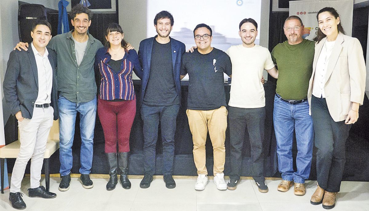 Reconocido veterano de Malvinas brindó charla-debate en la Casa del Chubut junto a especialistas en Geopolítica