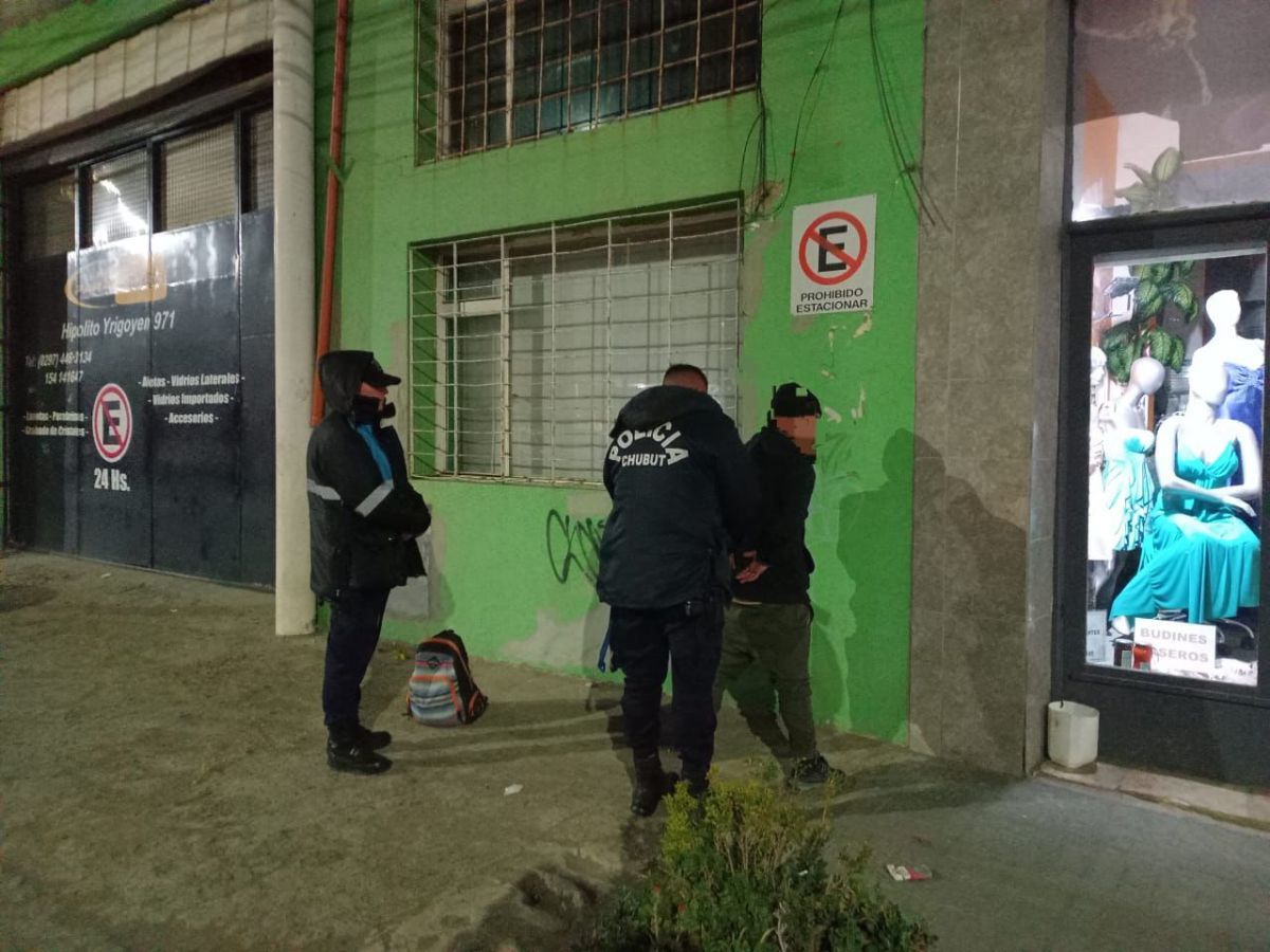 Intentó robar un celular en la guardia del Hospital Regional