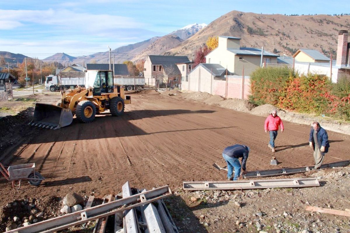 La obra pública en Esquel se multiplica; el municipio ejecuta distintos frentes de trabajo