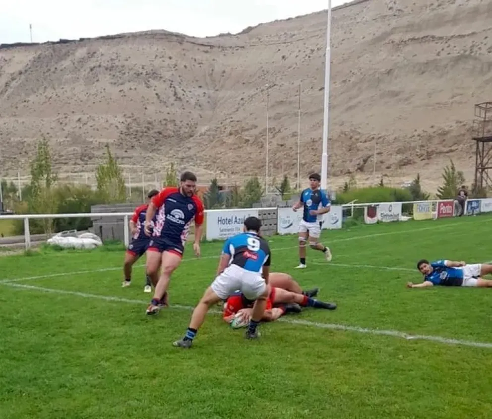 Amplias victorias de Comodoro y Chenque