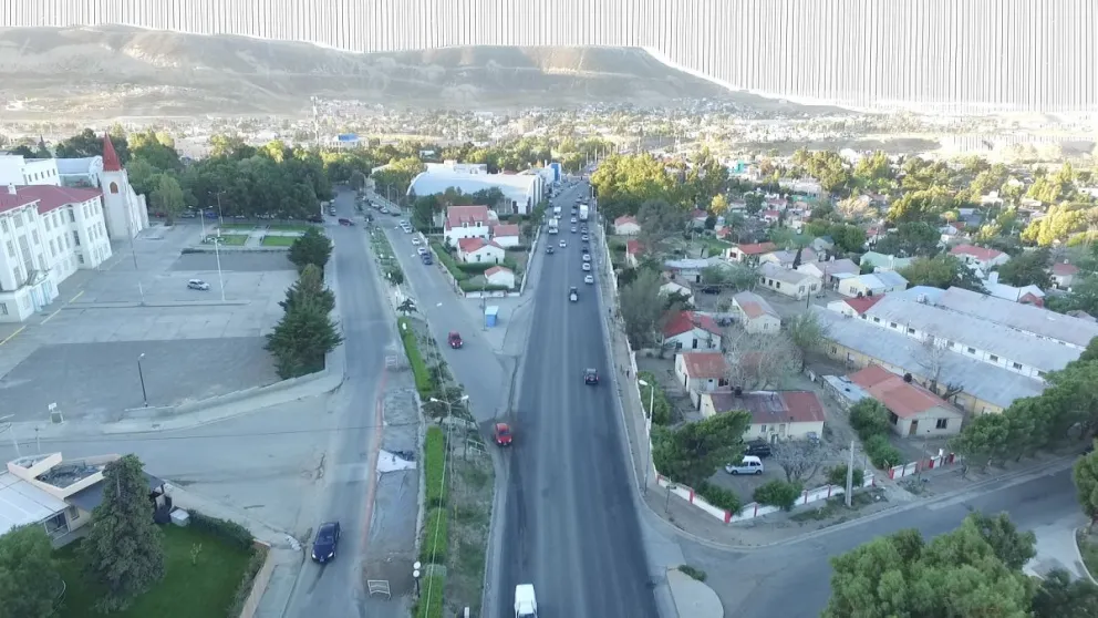 Cortarán la calzada por tareas de alumbrado público en Km 3