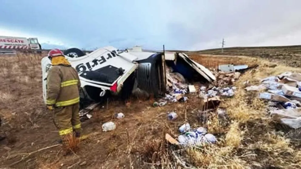 Camionero murió tras volcar en la Ruta 40 cerca de Leleque