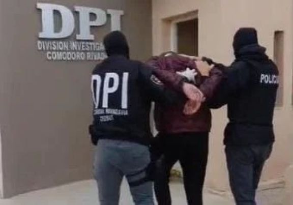 Detuvieron en Comodoro a estafadores operando bajo el "Cuento del Tío".