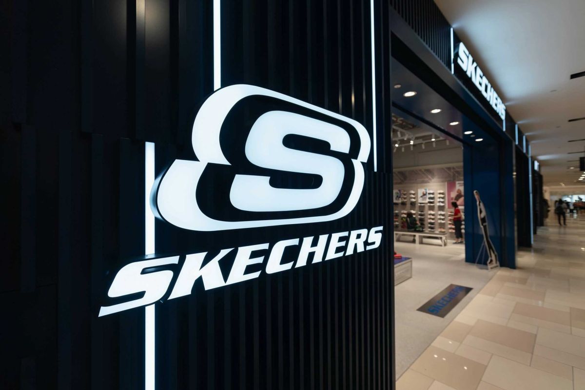 Skechers, una de las marcas más grandes del calzado global, será vendida en medio de la crisis por los aranceles impuestos al sector por el gobierno de Trump.