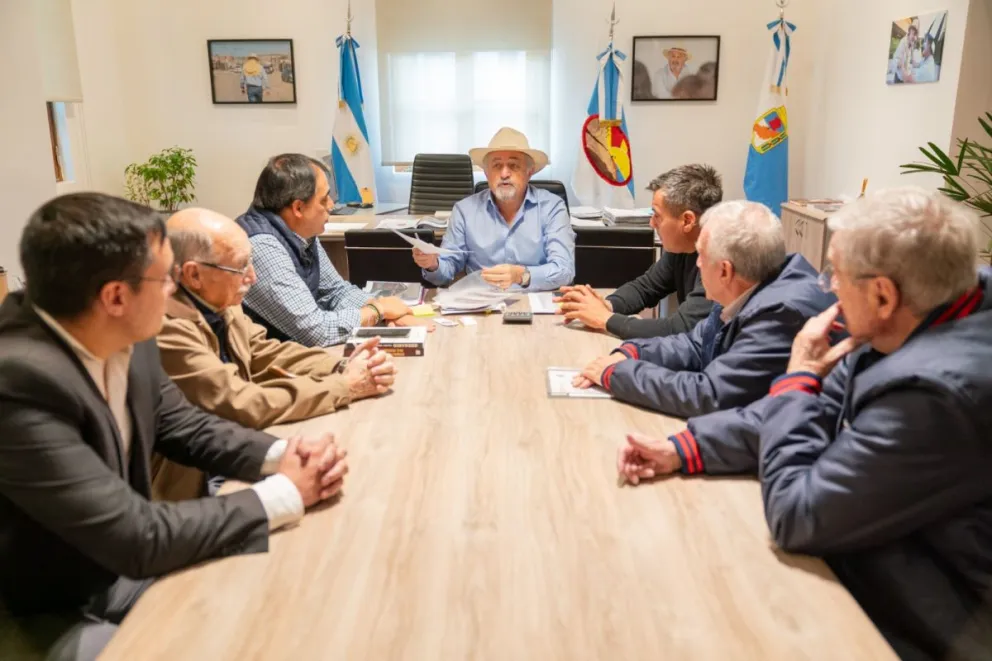 Bomberos solicitan adquirir una escalera de 32 metros y un nuevo vehículo de rescate 4x4