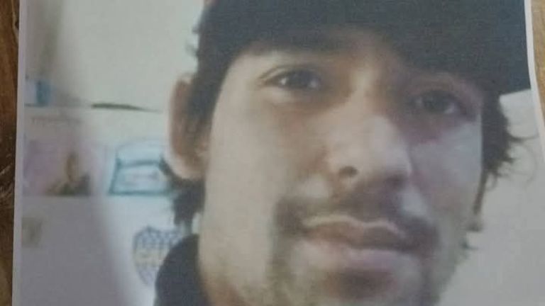 Habrían visto a Emanuel Centeno en una estación de servicio en Comodoro Rivadavia