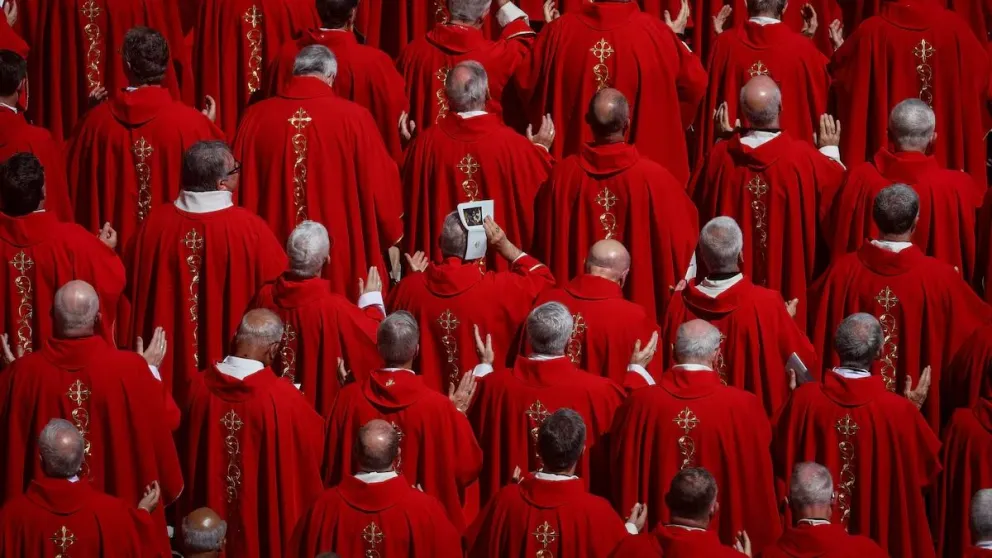 El origen y el significado del cambio de nombre papal