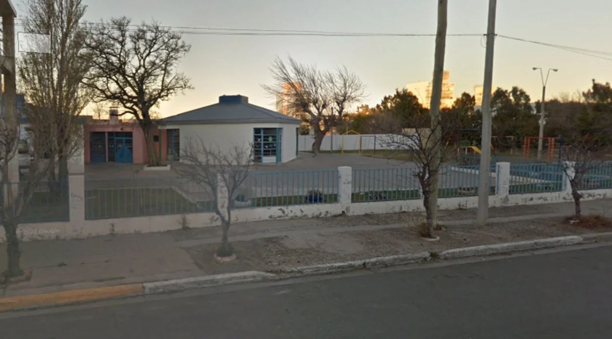 Evitó el juicio por contrabando de medias y donó $8 millones a la Casa del Niño