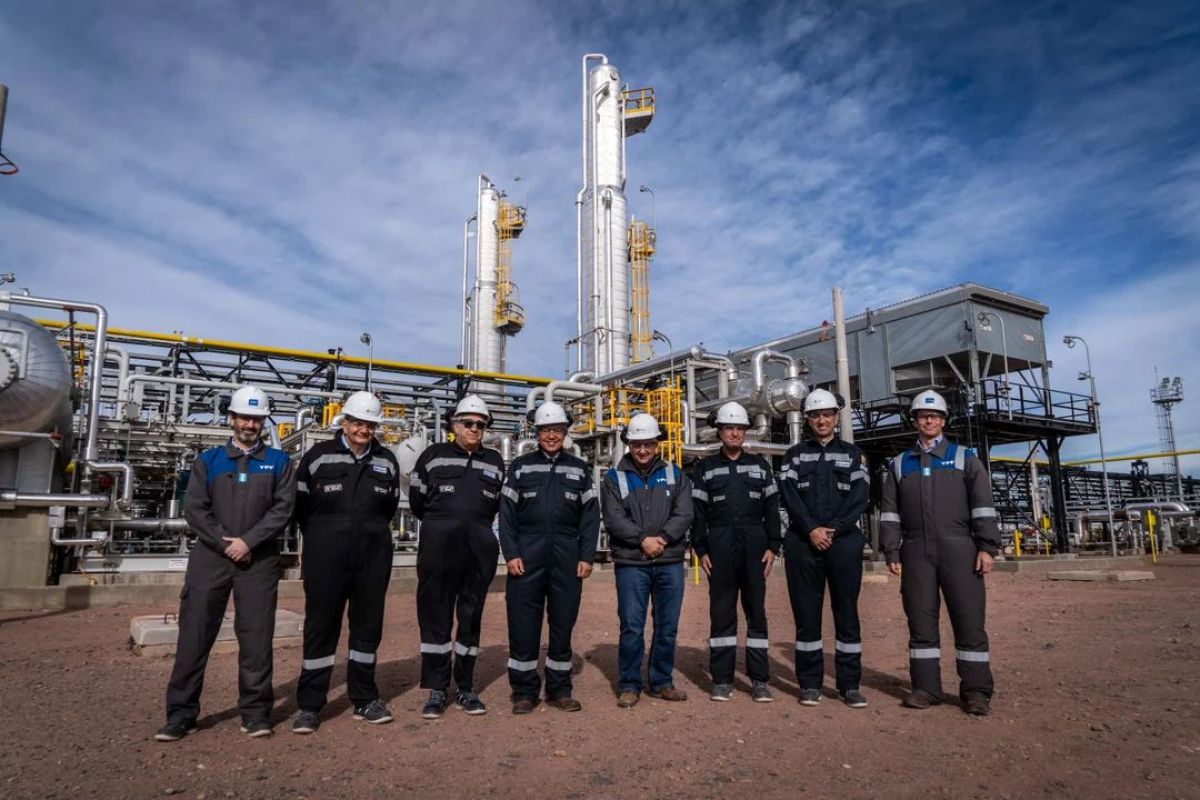 YPF y Pluspetrol amplían capacidad de procesamiento en La Calera, consolidando su posición en Vaca Muerta