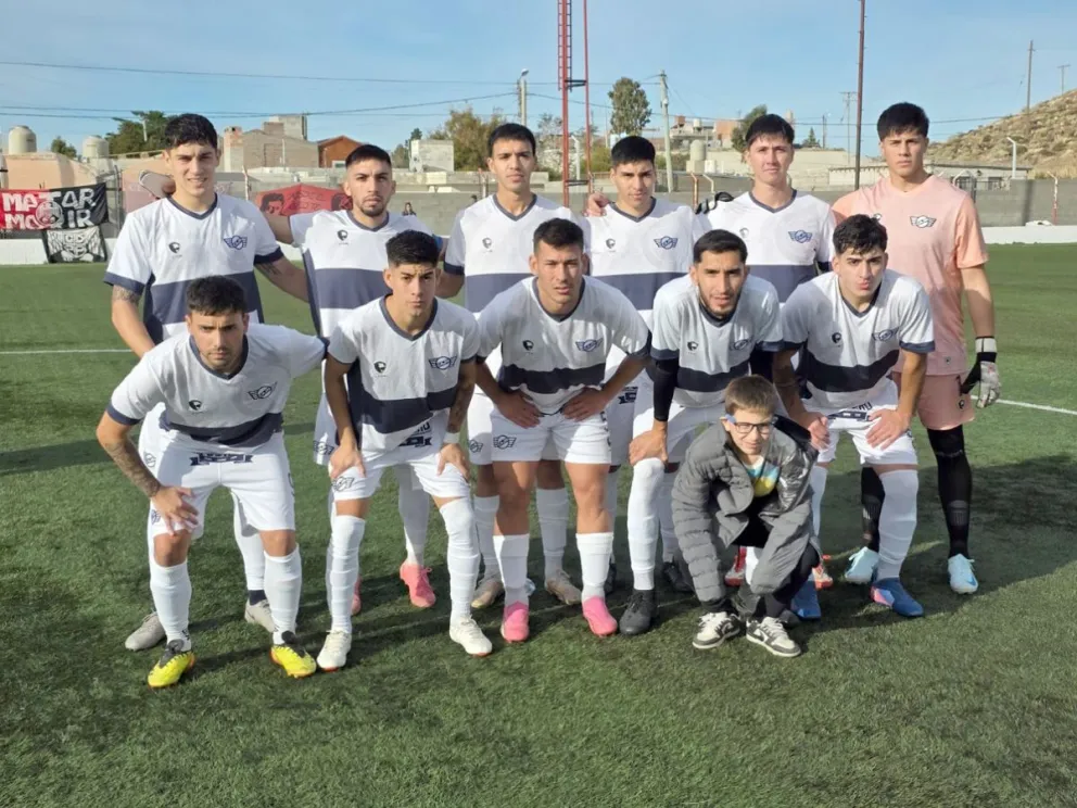 Newbery goleó y mostró eficacia para capitalizar errores 