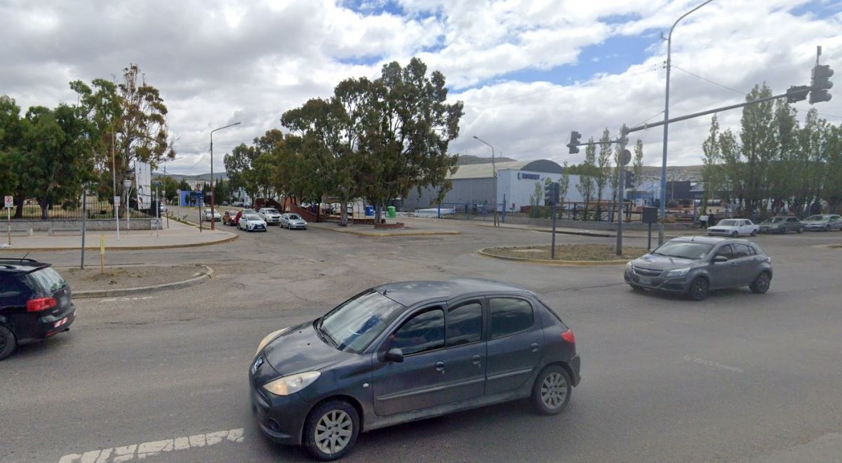 Desvío de circulación por trabajos de reparación de calzada en colectora de Ruta 3, en intersección con Avenida Portugal