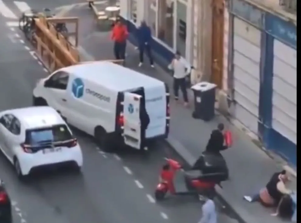 Tres hombres intentaron secuestrar a una mujer y su hijo en París