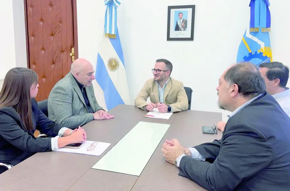 El Gobierno y la Secretaría Electoral firmaron un convenio para fortalecer los procesos democráticos