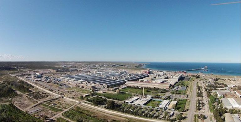 La empresa líder en el mercado de aluminio reducirá en 25% sus precios por efecto de la eliminación de aranceles e impuestos