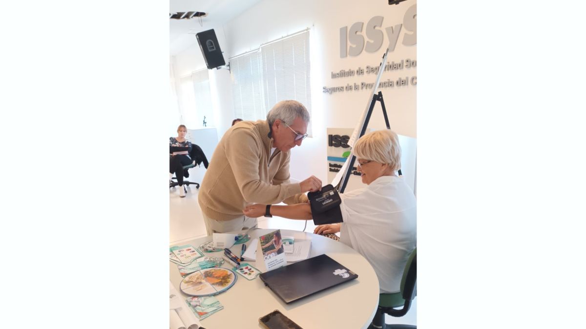 El ISSyS y la Sociedad Argentina de Diabetes dictaron una capacitación a médicos y enfermeros de Seros