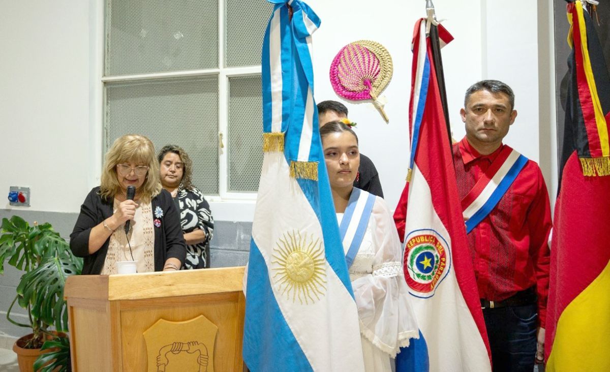 Los residentes paraguayos de Comodoro conmemoraron el Día de su Independencia