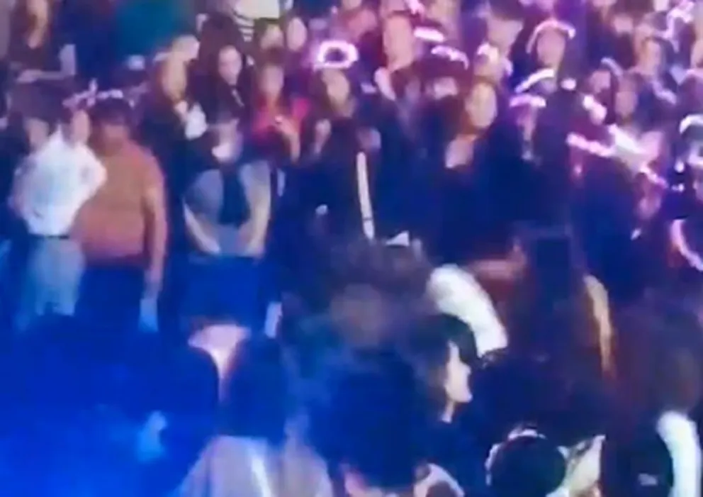 Incidentes durante el show de Karina “La Princesita” en Playa Unión