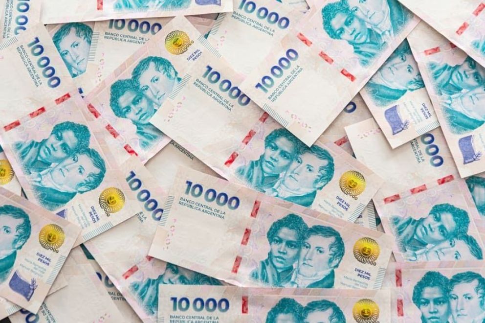 AUH en junio 2025: cuánto se cobra con el nuevo aumento y cómo presentar la libreta