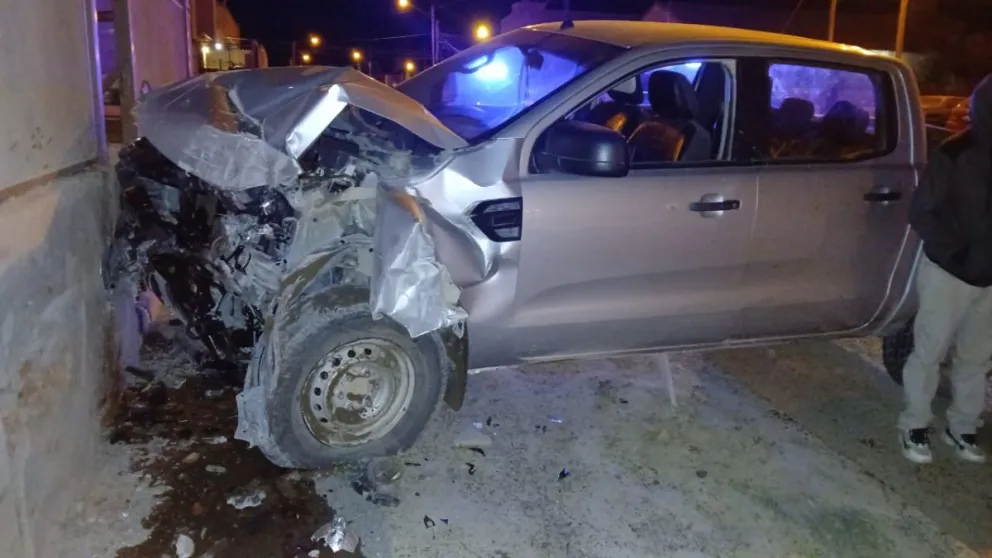 Una joven alcoholizada chocó contra una casa y terminó detenida