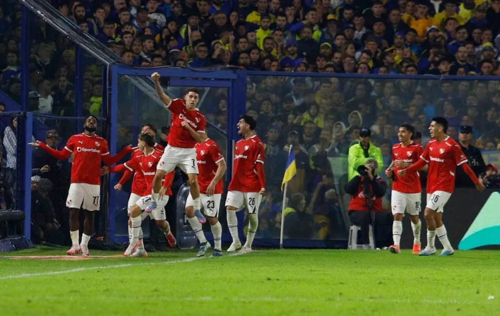 Independiente ganó en La Bombonera y avanzó a semifinales