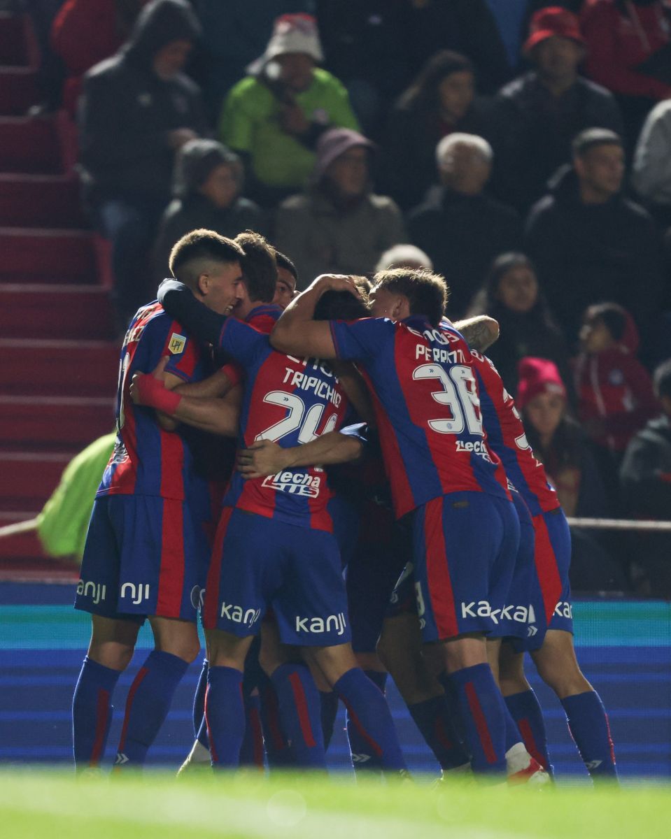 San Lorenzo sufrió, pero festejó: eliminó a Argentinos por penales y está en semifinales