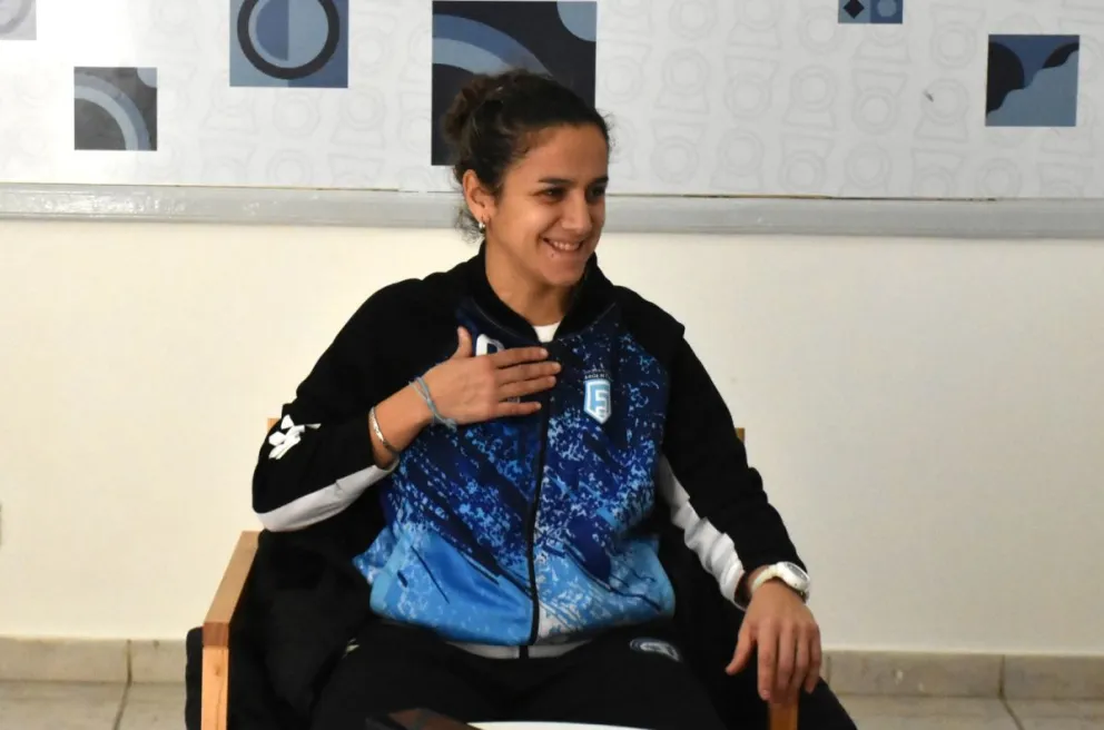 Tatiana Colisnechenco rumbo al Argentino Selecciones Femenino en Mendoza